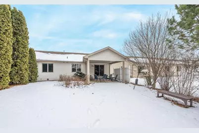 1579 Pond View Drive, Neenah, WI 54956 - Photo 28