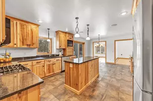 1941 Horseshoe Ln, De Pere, WI 54115 - Photo 12