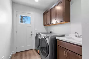 210 Clubhouse Ln, Kimberly, WI 54913 - Photo 26