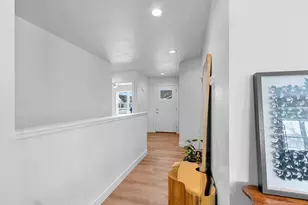 210 Clubhouse Ln, Kimberly, WI 54913 - Photo 10