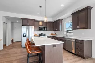 210 Clubhouse Ln, Kimberly, WI 54913 - Photo 16