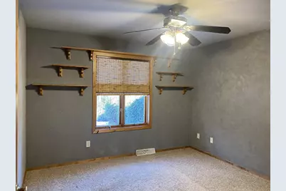 1710 Emerald Drive, Green Bay, WI 54311 - Photo 16