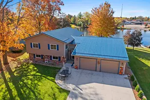 250 Alpine Dr, Shawano, WI 54166 - Photo 2