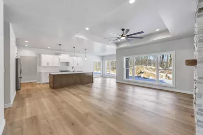 3698 Folkestone Drive, Green Bay, WI 54313 - Photo 6