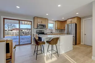 2091 Bluebill St, Green Bay, WI 54311 - Photo 6