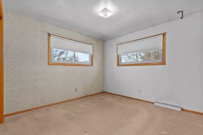 2401 W Roberts Avenue, , WI 54914 - Photo 28