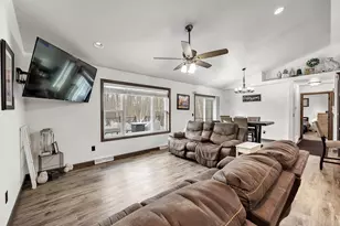 5887 State Hwy 22, Lena, WI 54139 - Photo 8