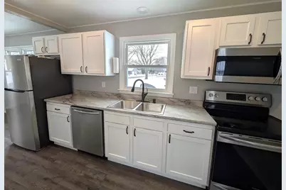 181 S Washington Street, Berlin, WI 54923 - Photo 2