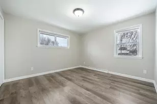 1201 W Brewster St, Appleton, WI 54914 - Photo 14