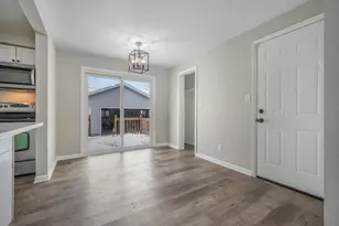 1201 W Brewster St, Appleton, WI 54914 - Photo 26