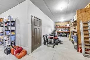 444 Sunny Vista Ct, Seymour, WI 54165 - Photo 22