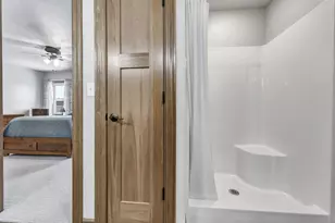 444 Sunny Vista Ct, Seymour, WI 54165 - Photo 16