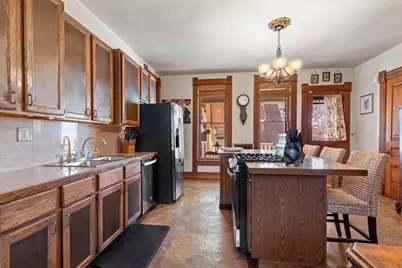 1107 Algoma Boulevard, Oshkosh, WI 54901 - Photo 12