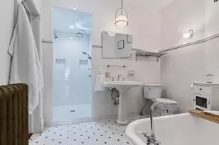 1107 Algoma Blvd, Oshkosh, WI 54901 - Photo 30