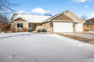 1519 Remington Rd, Neenah, WI 54956 - Photo 2