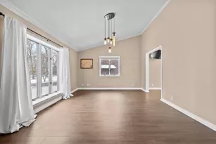 1555 Villa Park Dr, Oshkosh, WI 54904 - Photo 4