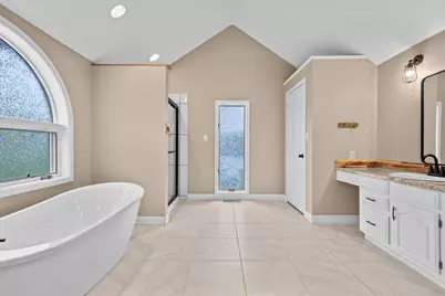 1555 Villa Park Drive, Oshkosh, WI 54904 - Photo 24