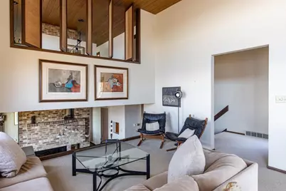 2136 White Swan Drive, Oshkosh, WI 54901 - Photo 10