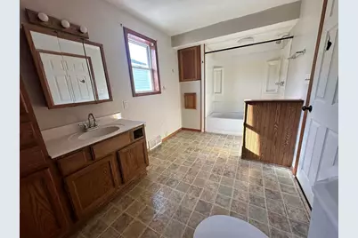 1212 Hawthorne Street, Two Rivers, WI 54241 - Photo 14