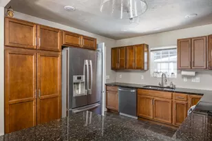 1429 E Gunn St, Appleton, WI 54915 - Photo 16