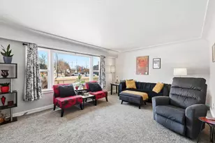 807 N Badger Ave, Appleton, WI 54914 - Photo 4