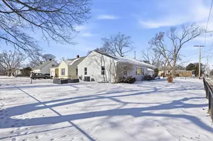 807 N Badger Ave, Appleton, WI 54914 - Photo 28