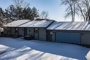 9205 Willow Ln, Fremont, WI 54940 - Photo 4
