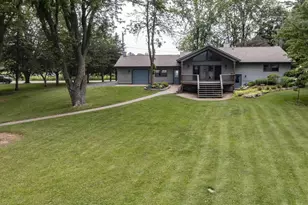 9205 Willow Ln, Fremont, WI 54940 - Photo 38