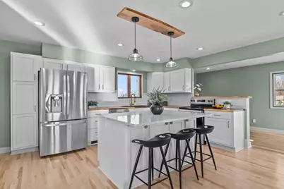 5429 Broderick Road, Omro, WI 54963 - Photo 4