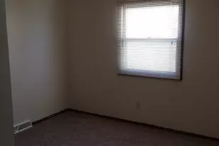 933 Shea Ave, Green Bay, WI 54303 - Photo 14