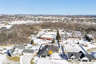 2448 Riddle Ct, De Pere, WI 54115 - Photo 70