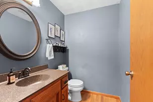 1009 E Northwood Dr, Appleton, WI 54911 - Photo 10