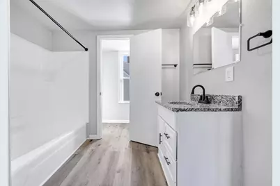 415 E Maple Street, Appleton, WI 54915 - Photo 14