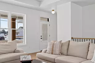 N8881 Killarney Way, Menasha, WI 54952 - Photo 10