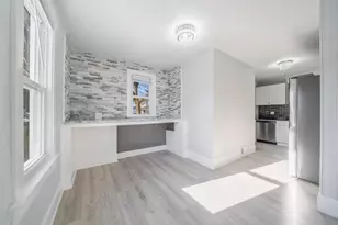 1303 W Prospect Ave, Appleton, WI 54914 - Photo 8