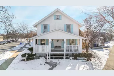 1303 W Prospect Avenue, Appleton, WI 54914 - Photo 1