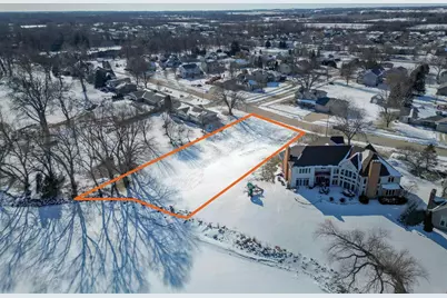 3240 Old Orchard Lane, Oshkosh, WI 54902 - Photo 6