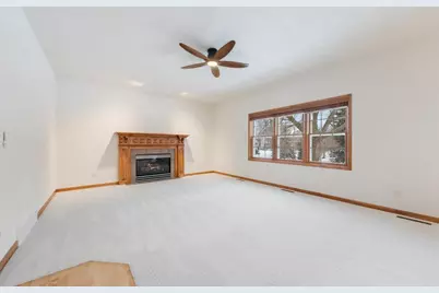 W6054 Zinnia Drive, Appleton, WI 54915 - Photo 2