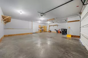 W6054 Zinnia Dr, Appleton, WI 54915 - Photo 38