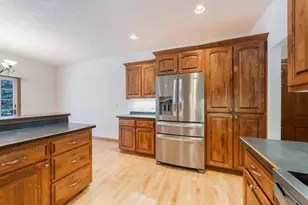 W6054 Zinnia Dr, Appleton, WI 54915 - Photo 10