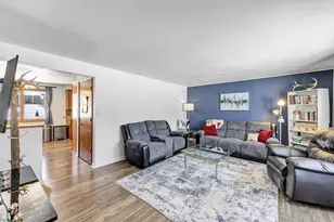 1231 Colle St, Luxemburg, WI 54217 - Photo 4