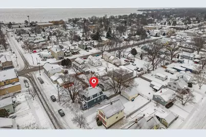 219 W 16th Avenue, Oshkosh, WI 54902 - Photo 48