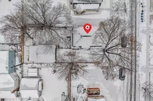 219 W 16th Ave, Oshkosh, WI 54902 - Photo 50