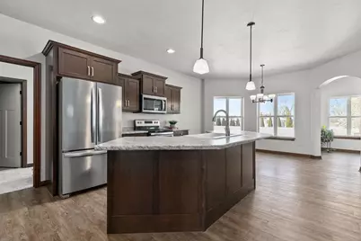 1857 N Margaret Street, Appleton, WI 54913 - Photo 2