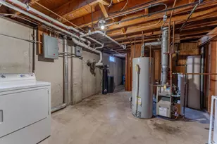 680 Glendale Ave, Oshkosh, WI 54901 - Photo 20