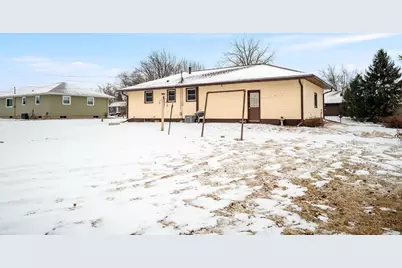 680 Glendale Avenue, Oshkosh, WI 54901 - Photo 24