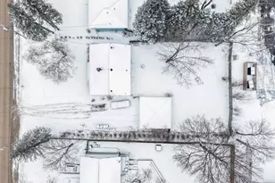 2423 Deckner Ave, Green Bay, WI 54302 - Photo 48