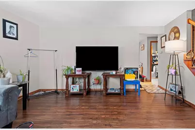 2423 Deckner Avenue, Green Bay, WI 54302 - Photo 18