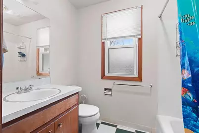 2423 Deckner Avenue, Green Bay, WI 54302 - Photo 16