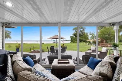 2710 Shorewood Drive, Oshkosh, WI 54901 - Photo 18